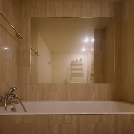 De Paris Apartment